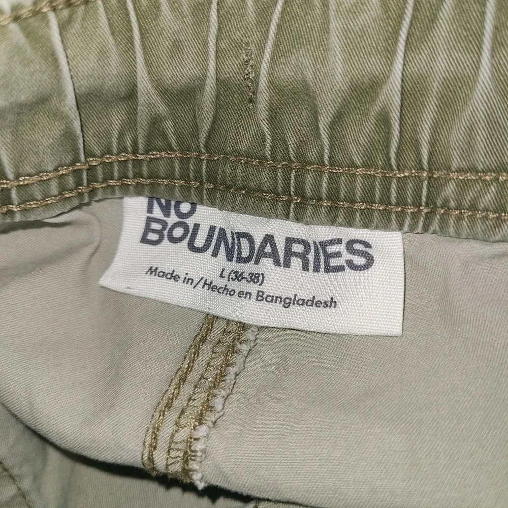No Boundaries Jogger Pants Womens Large Olive Green Canvas Casual Joggers Cuffed